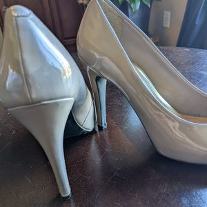 Shiny Tan Pumps